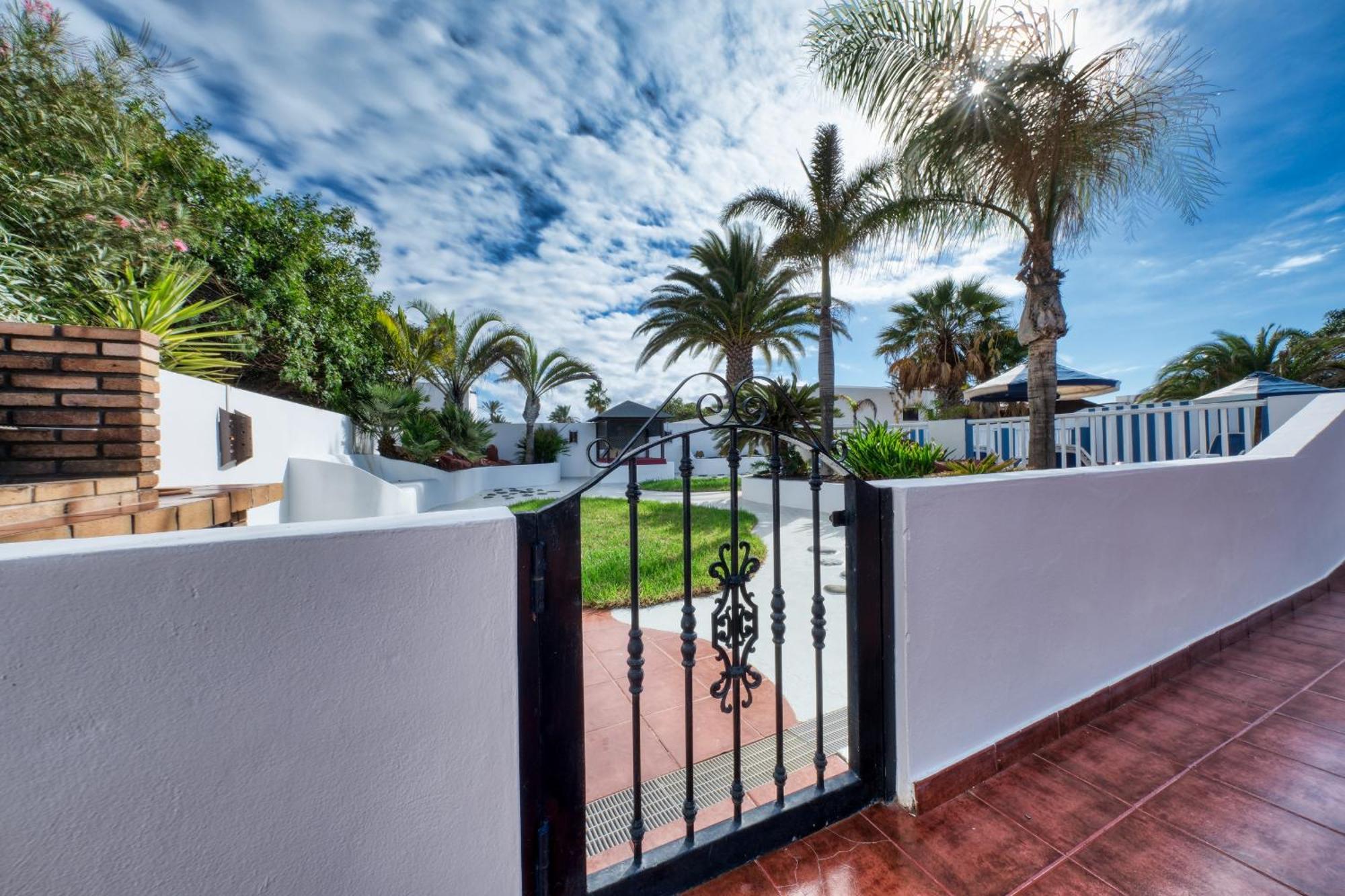 Villa Picasso Private Pool Playa Blanca  Exterior photo
