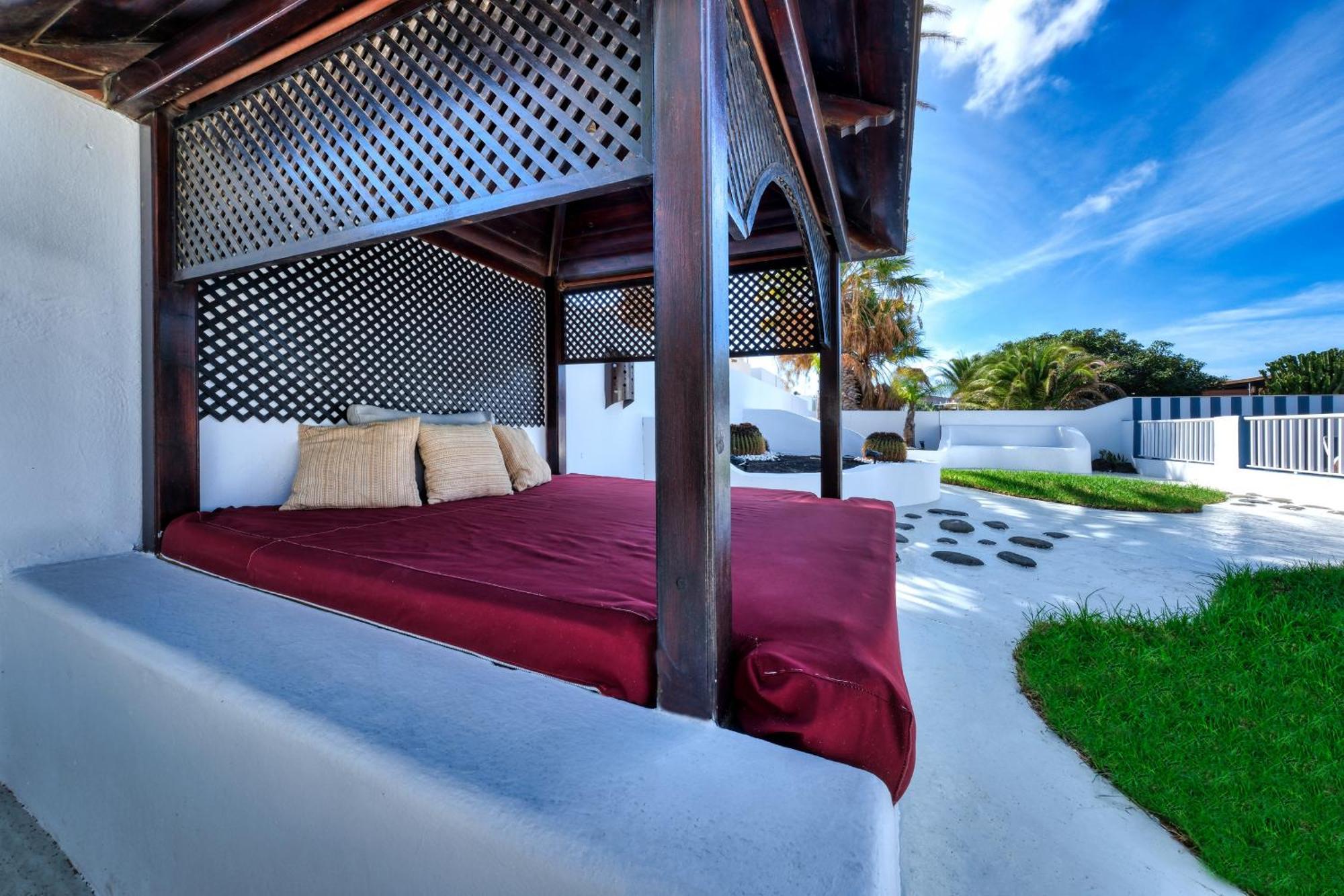 Villa Picasso Private Pool Playa Blanca  Exterior photo